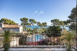 Provencal villa with sea view