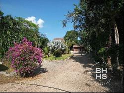 5545 - House for Sale with Dock at the Bacalar Lagoon, Cancún 77500