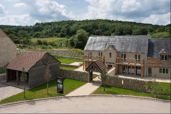 A stylish 4 bedroom family home, in the highly desirable village of Freshford to the South