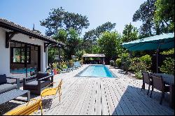 SUMPTUOUS VILLA - SWIMMING POOL - BEACH AND SHOPS ON FOOT