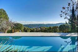 House of 290 sqm with a view near Aix-en-Provence.