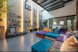 Exclusive loft apartment of charm and design