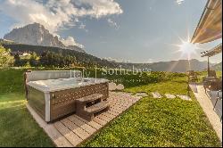 Exclusive chalet in the mountains of Selva di Val Gardena