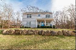 485 Hickory Avenue, Southold, NY 11971