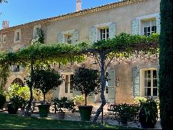 Mas Asphodèle, Luxury property for rent in Saint Rémy de Provence