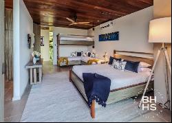 5995-Luxury Beachfront House for Sale in Placencia, Belize - Sol, Placencia 