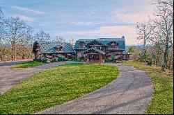 610 Pin Oak Road, Paw paw, WV, 25434