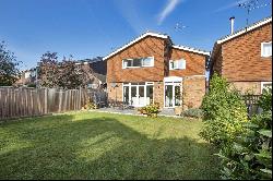 Chesterfield Drive, Sevenoaks, Kent, TN13 2EH