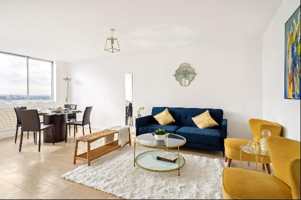 A one bedroom flat for sale in Hyde Park W2.