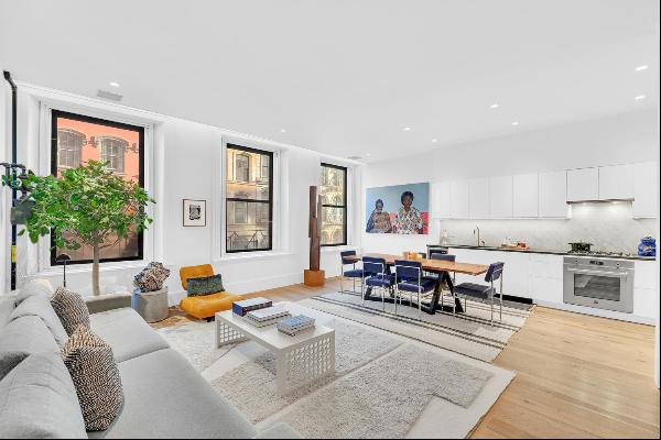 Pristine Full Floor Loft in Tribeca with just $1,272 Monthly Maint! Mint Renovated Home ha