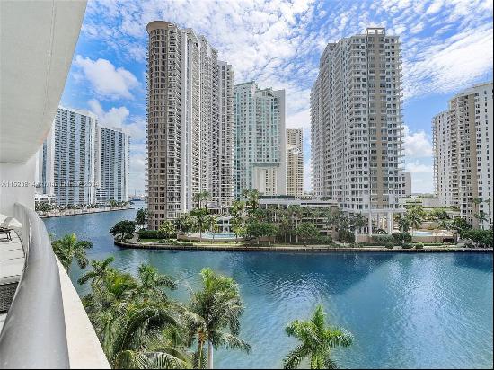 495 Brickell Ave BAY707