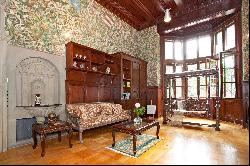 RESIDING IN A CASTLE - fully furnished- CLOSE TO THE CITY OF FRANKFURT