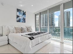 495 Brickell Ave BAY707