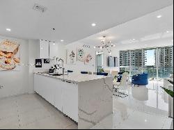 495 Brickell Ave BAY707