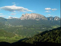 POOLSIDE ESCAPE WITH DOLOMITES VIEW