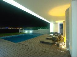 5504 - House for sale in front of the lagoon Isla Dorada Cancun , Cancún 77500