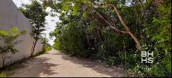 6001 - Land for Sale on Luis Donaldo Colosio Blvd. in Cancun Qui, Cancún 77500