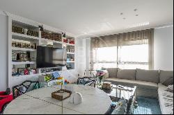 240 sqm luxury penthouse with views and terrace for sale in Enci, Madrid 28055