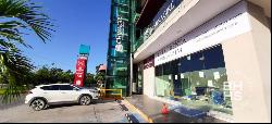 5304 - Commercial Building for sale in Cancun Plaza Kabah 76, Cancún 77500