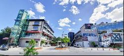 5304 - Commercial Building for sale in Cancun Plaza Kabah 76, Cancún 77500