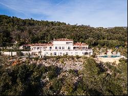 Provencal property : a true heaven of peace with breathtaking views