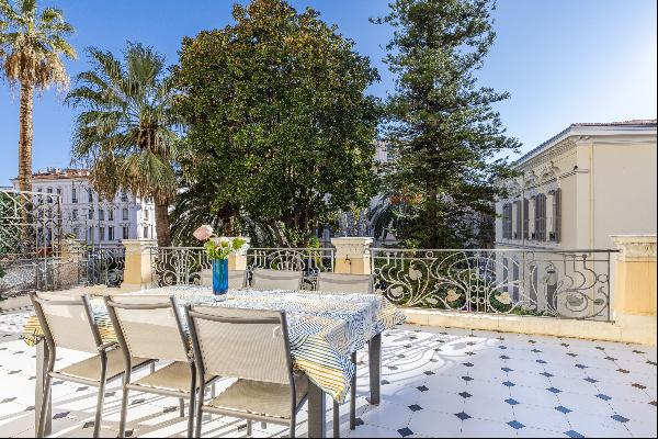 Prestigious 6-Room Apartment in Nice's Carré d'Or