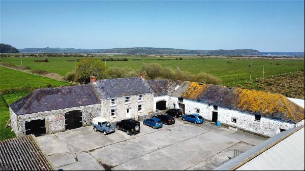 Laugharne, Carmarthen, Carmarthenshire, SA33 4RS