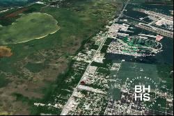 5609 - Land for Sale on Luis Donaldo Colosio Highway Cancun Down, Cancún 77500