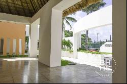 6125 - Apartment for Sale in Punta Dorada in Isla Dorada Cancun, Cancún 77500