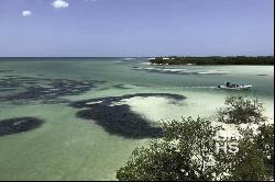 6149 - Land for Sale in Holbox 600 Meters from Cocos Beach, Cancún 77500