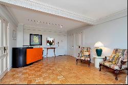 25 Sutton Place S #16E, New York NY 10022