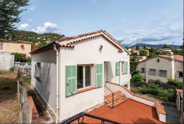 Villa to renovate in Roquebrune-Cap-Martin.