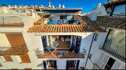 Typical mediterranean house in Calella in first line of beach