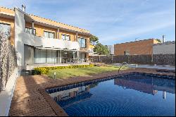 Contemporary style house with swimming pool in Alella – Costa BCN