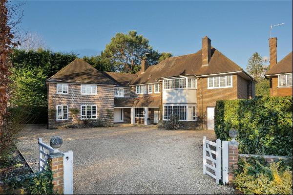 Copsem Drive, Esher, Surrey, KT10 9HD