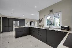 Copsem Drive, Esher, Surrey, KT10 9HD