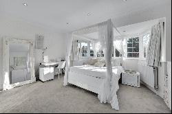 Copsem Drive, Esher, Surrey, KT10 9HD