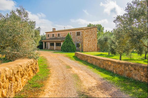Rustic finca in Santa Eugenia with holiday rental license