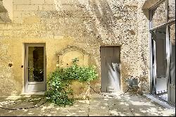 Uzès centre ville -  Appartement avec jardin dans un hôtel particulier classé