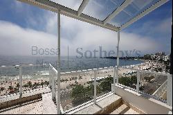 Triplex penthouse overlooking the beach of Copacabana