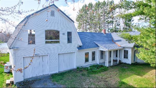 1096 Main Road, Milford ME 04461