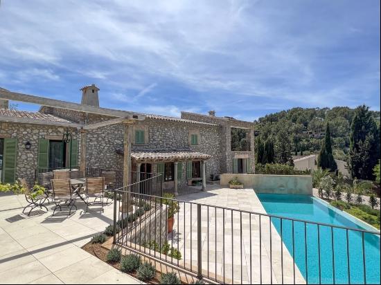 Beautiful finca with swimming pool for sale in the village of Ca, Calvia 07184