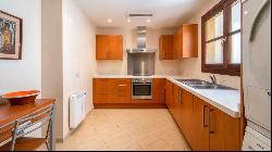 Spacious apartment with posibility of parking for sale in Sant N, Palma de Mallorca 07001