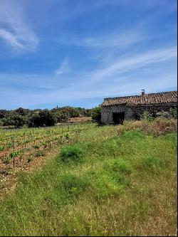 Old stone house with restoration project for sale in Costix, Mal, Costitx 07144