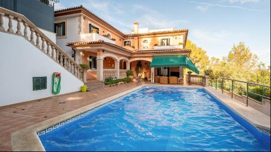 Mediterranean style villa for sale in C'as Catala, Majorca, Calvia 07181