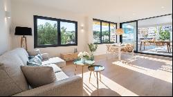 Elegant and exclusive penthouse with sea views for sale in San A, Palma de Mallorca 07002