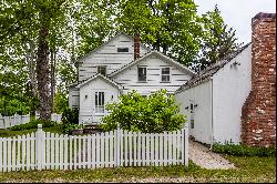 Charming Summer Rental in Historic Area