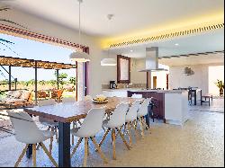 2018 Luxury Villa Near Es Tren