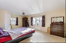Cane End, Reading, Oxfordshire, RG4 9HG