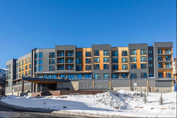 Turnkey Condo That Offers Mountain Valley Views And Is Steps Away From Skiing